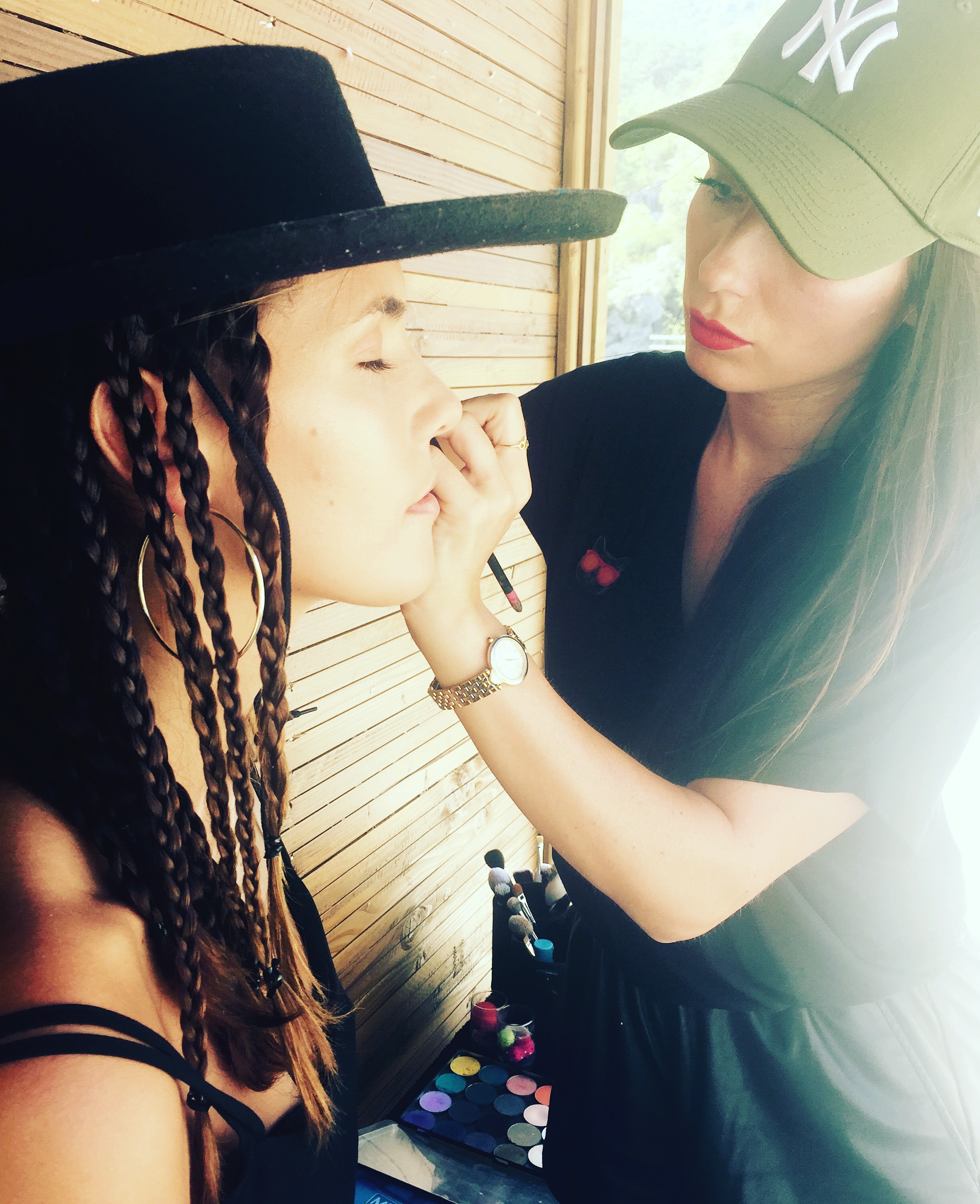 backstage maquillage photoshoot